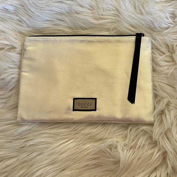 Gucci cosmetics pouch - Picture 1 of 5